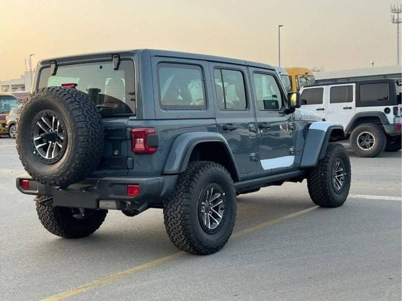 2024 Jeep Wrangler Unlimited RUBICON 392 thumbnail 7