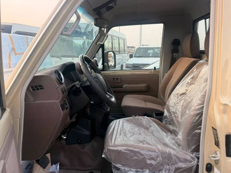 2026 Toyota Land Cruiser Pick Up thumbnail 8