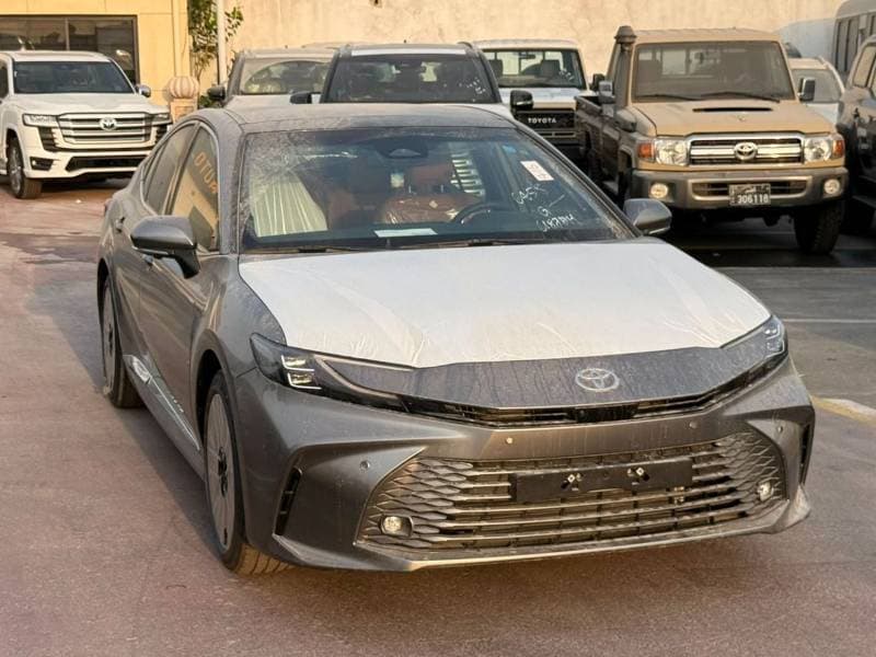 2026 Toyota Camry LUMIERE HEV