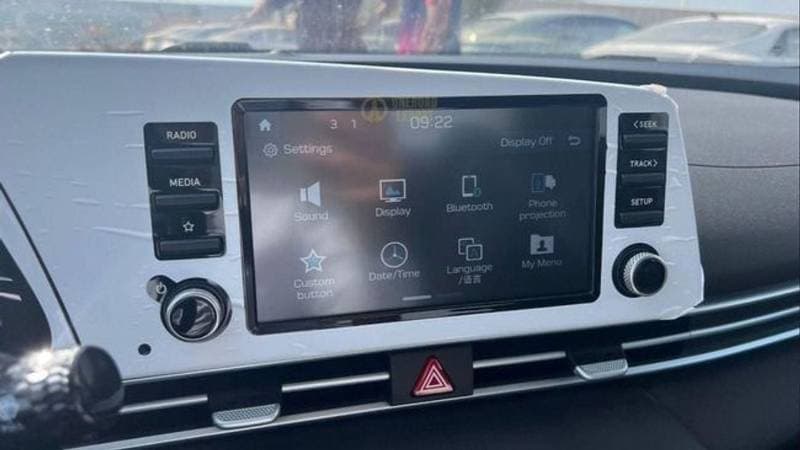 2026 Hyundai Elantra SMART thumbnail 8