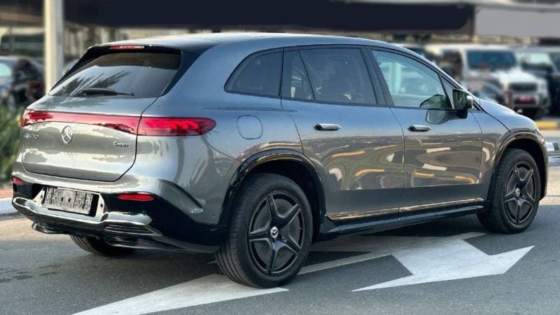 2023 Mercedes Benz EQS 450 4MATIC thumbnail 6