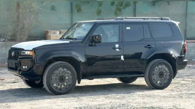 2025 Toyota Prado VXR thumbnail 5