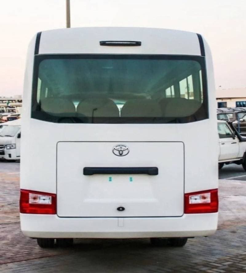2026 Toyota Coaster thumbnail 5