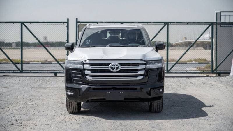 2026 Toyota Land Cruiser GXR thumbnail 2