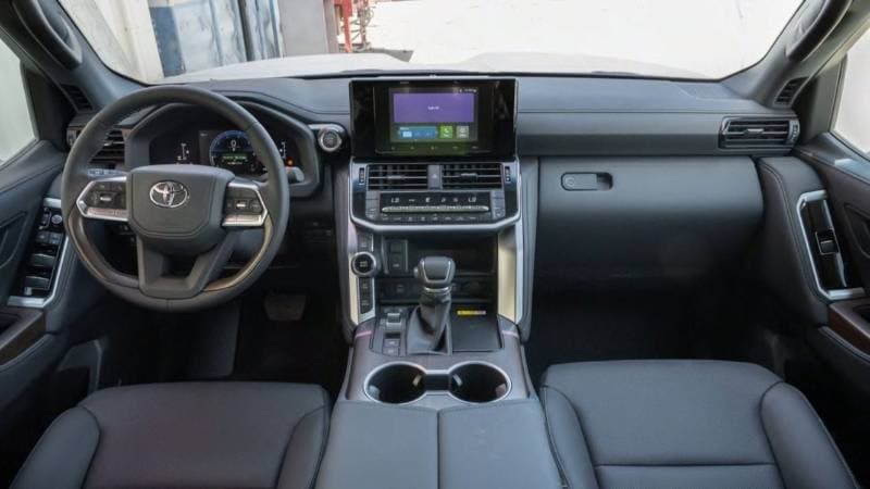 2026 Toyota Land Cruiser GXR thumbnail 5