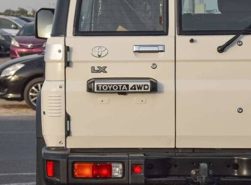 2025 Toyota Land Cruiser S DLX thumbnail 6