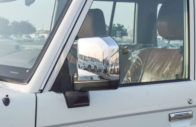 2025 Toyota Land Cruiser S DLX thumbnail 8