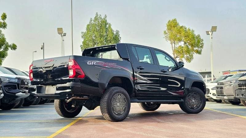 2026 Toyota Hilux GR SPORT thumbnail 4