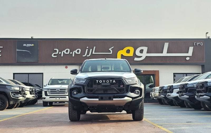 2026 Toyota Hilux GR SPORT thumbnail 5