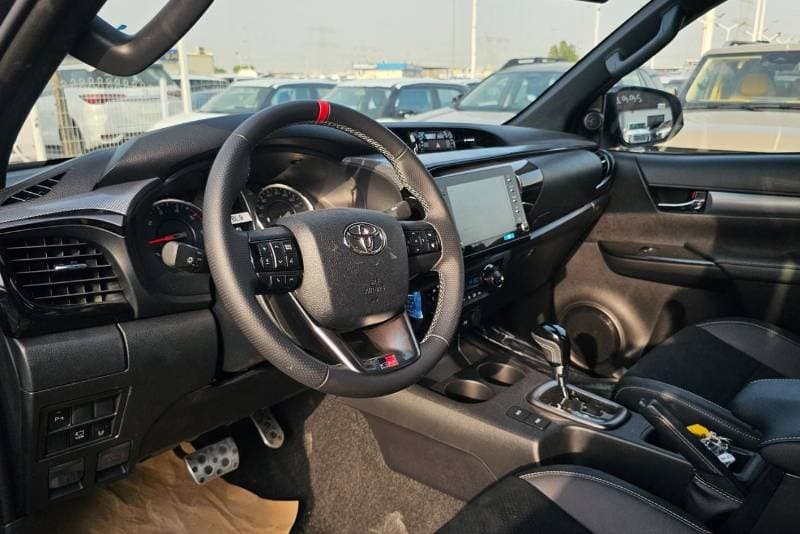 2026 Toyota Hilux GR SPORT thumbnail 8