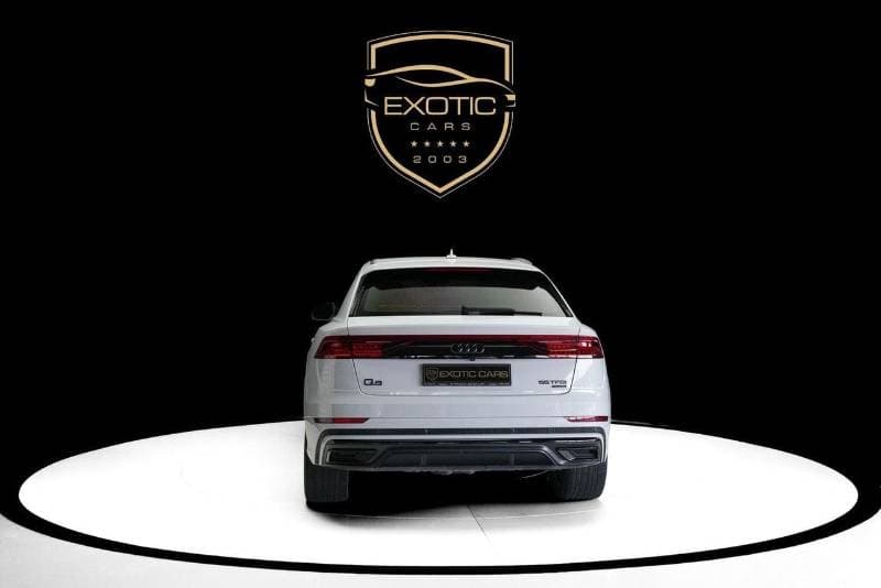 2022 Audi Q8 55 TFSI S LINE LUXURY thumbnail 2