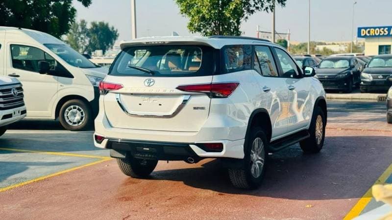 2026 Toyota Fortuner 2.7 G FULL BODYKIT DIGITAL AC 2026/2026 thumbnail 5