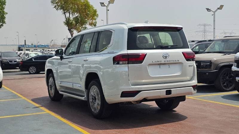 2026 Toyota Land Cruiser GXR thumbnail 7