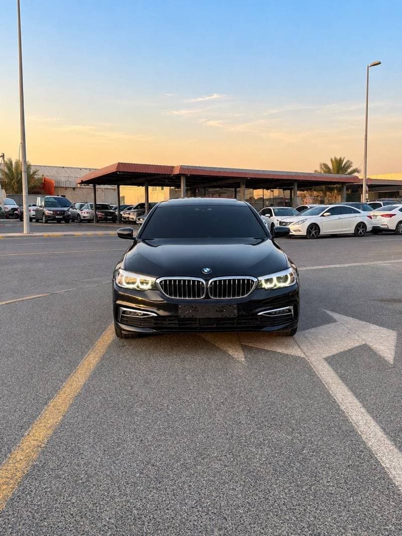 2019 BMW 520i EXECUTIVE thumbnail 3