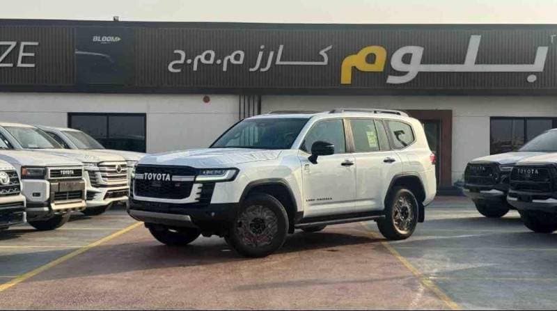 2026 Toyota Land Cruiser GR SPORT thumbnail 3