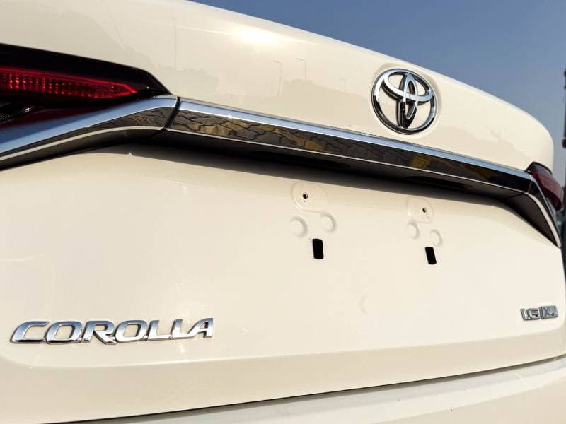 2023 Toyota Corolla XLI thumbnail 7