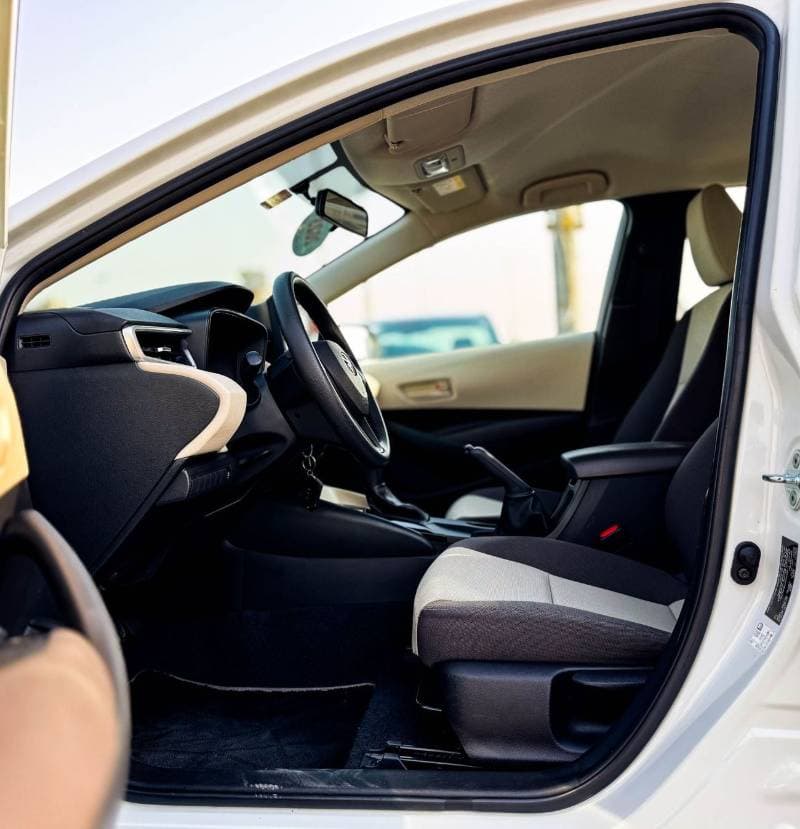 2023 Toyota Corolla XLI thumbnail 8