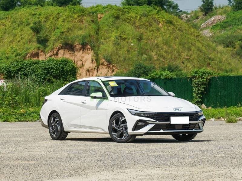 2025 Hyundai Elantra SMART thumbnail 2