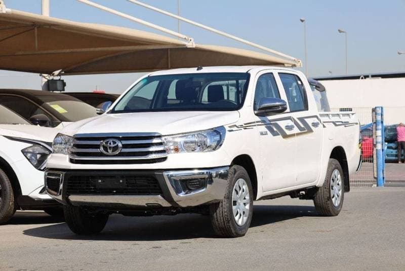 2025 Toyota Hilux GL thumbnail 2