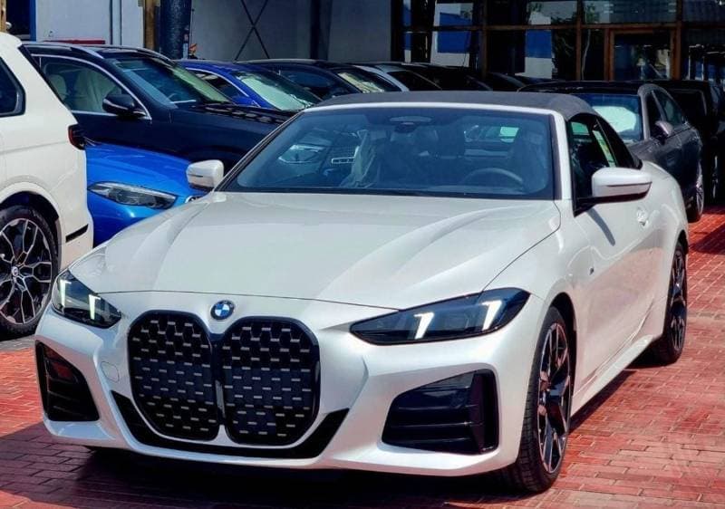 2025 BMW 420i M SPORT thumbnail 4