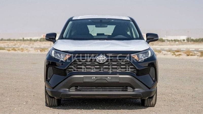 2024 Toyota RAV4 LE thumbnail 2