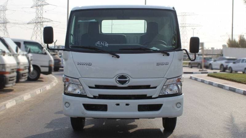 2023 Hino 300 thumbnail 2