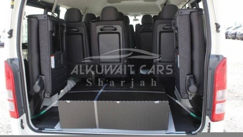 2025 Toyota Hiace DLS STANDARD ROOF thumbnail 6