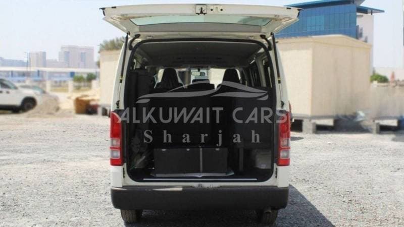 2023 Toyota Hiace DLS STANDARD ROOF thumbnail 7