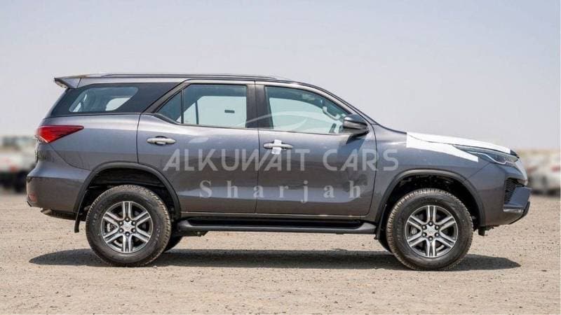 2025 Toyota Fortuner EXR thumbnail 7