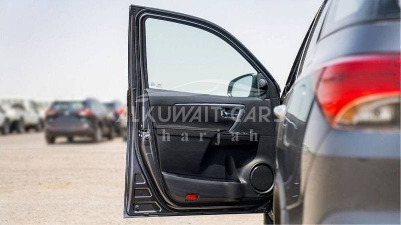 2024 Toyota Fortuner GX2 thumbnail 6