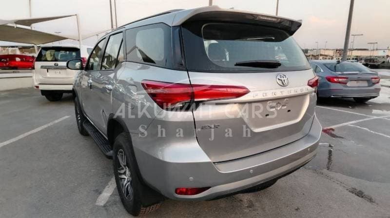 2023 Toyota Fortuner EXR thumbnail 3