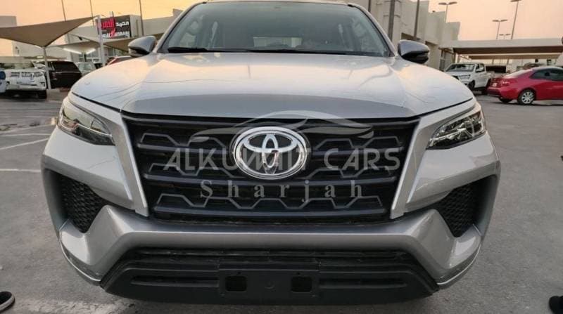 2023 Toyota Fortuner EXR thumbnail 4
