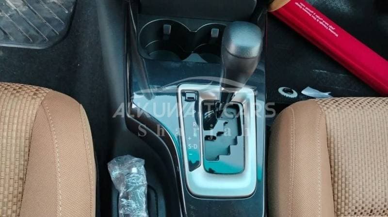 2023 Toyota Fortuner EXR thumbnail 8