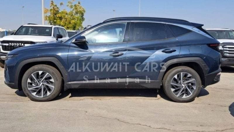 2022 Hyundai Tucson SMART thumbnail 2