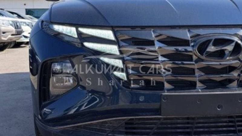 2022 Hyundai Tucson SMART thumbnail 3