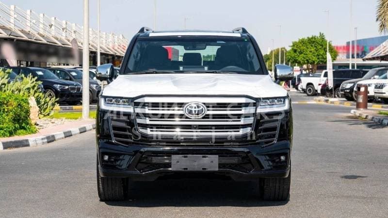 2025 Toyota Land Cruiser VX thumbnail 2