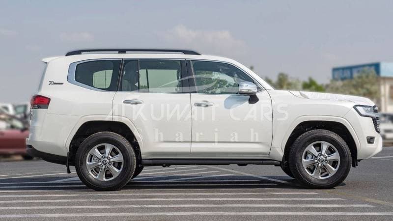 2025 Toyota Land Cruiser VX thumbnail 7