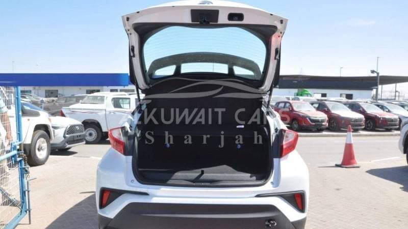 2023 Toyota C HR GX thumbnail 3