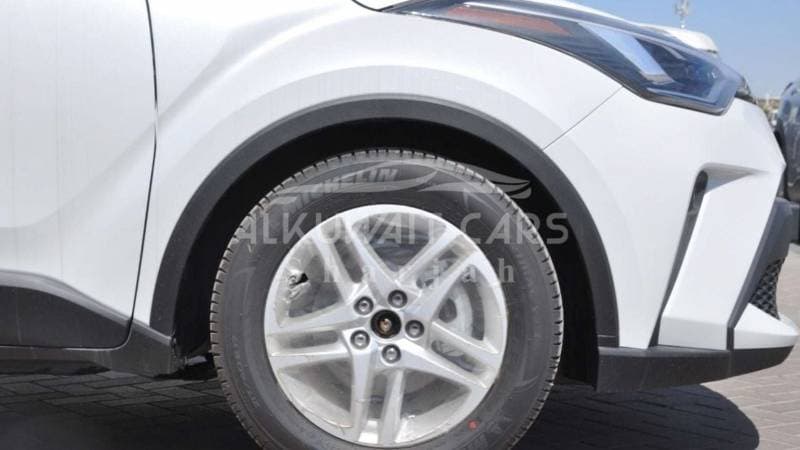 2023 Toyota C HR GX thumbnail 5