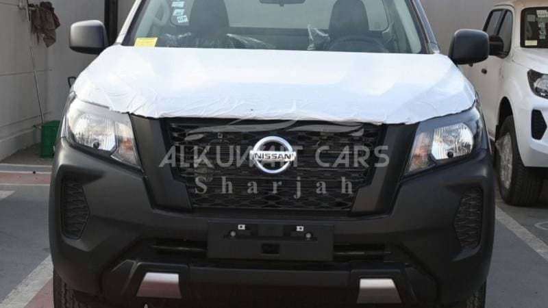 2023 Nissan Navara thumbnail 2