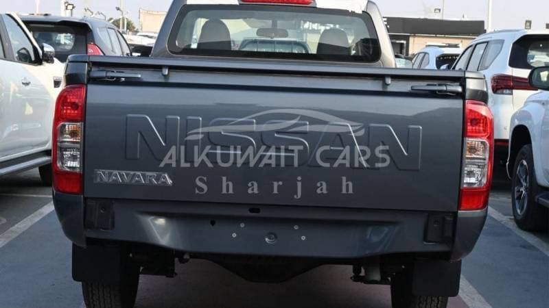 2023 Nissan Navara thumbnail 3