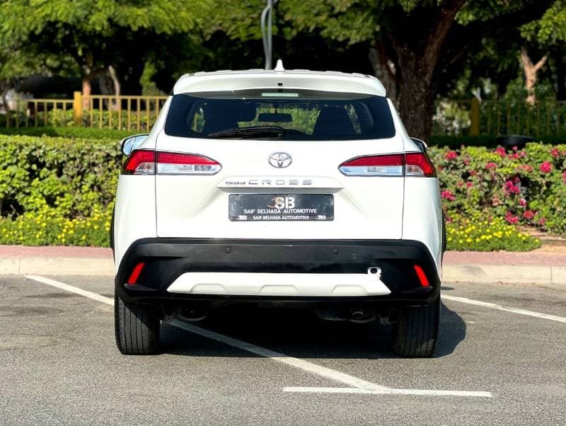 2024 Toyota Corolla Cross XL thumbnail 6