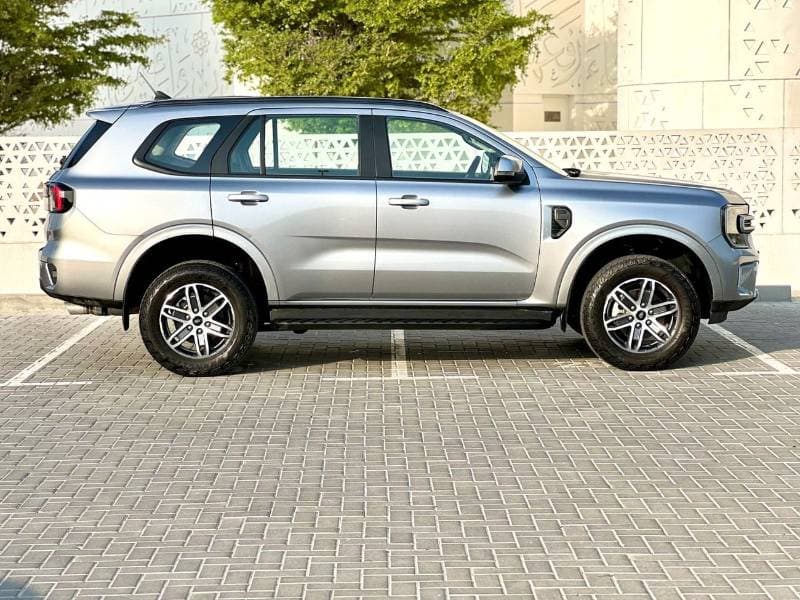 2024 Ford Everest XLS thumbnail 8