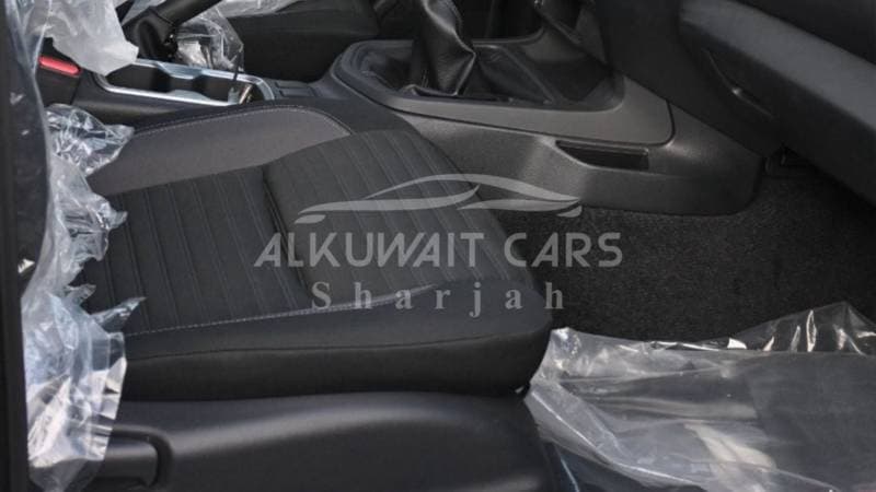 2023 Nissan Navara thumbnail 7