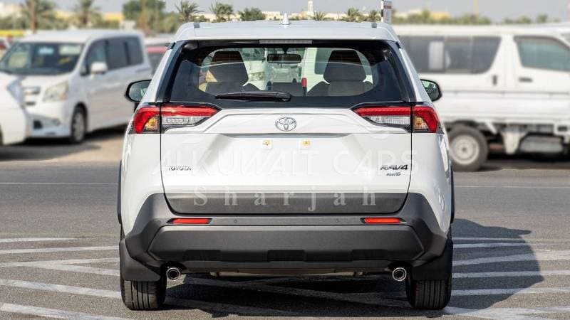2023 Toyota RAV4 LE HEV thumbnail 5