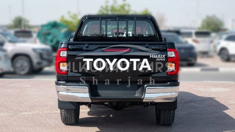 2023 Toyota Hilux SGLX thumbnail 6