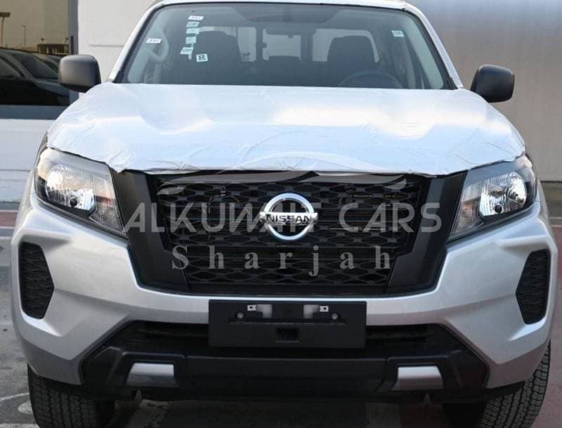 2023 Nissan Navara thumbnail 3