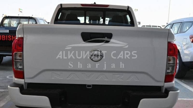 2023 Nissan Navara thumbnail 2