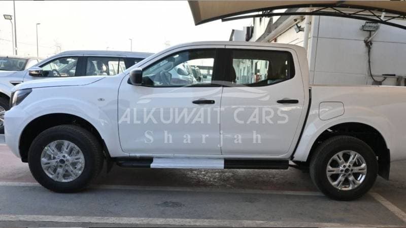 2023 Nissan Navara