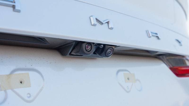 2026 Toyota Camry LUMIERE HEV thumbnail 6